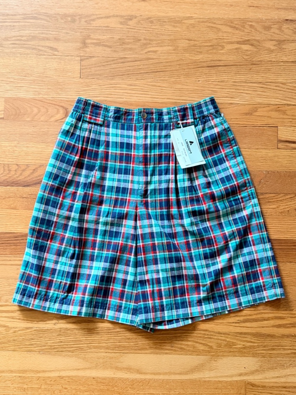 Woman's Vintage Liz Sport Plaid Shorts NWT